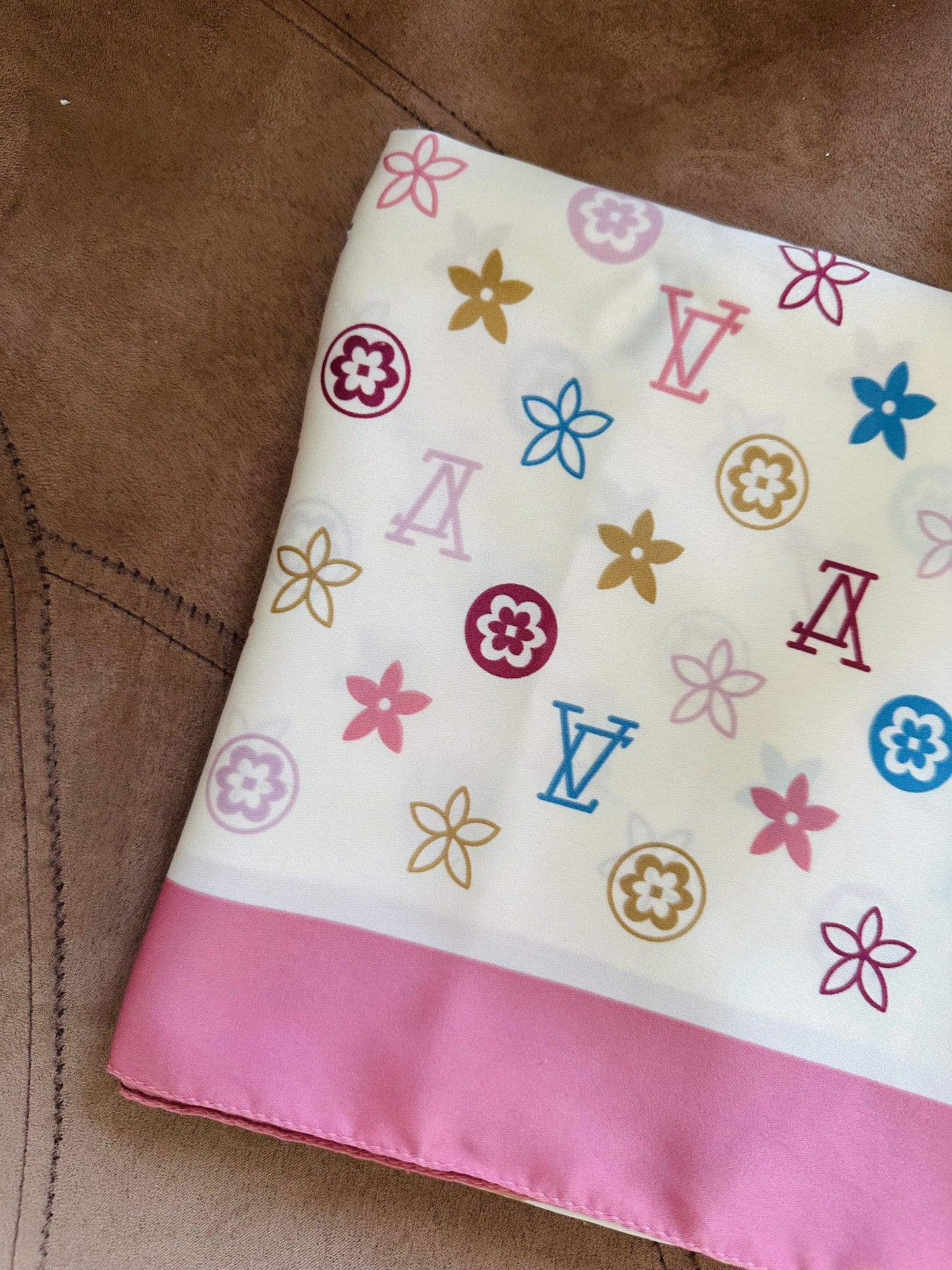 Châle Louis Vuitton - Les Choses Particulières