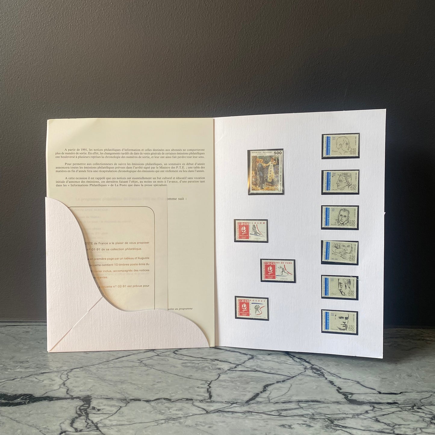 Lot de Collection Philatélique de la Poste de France - Les Choses Particulières