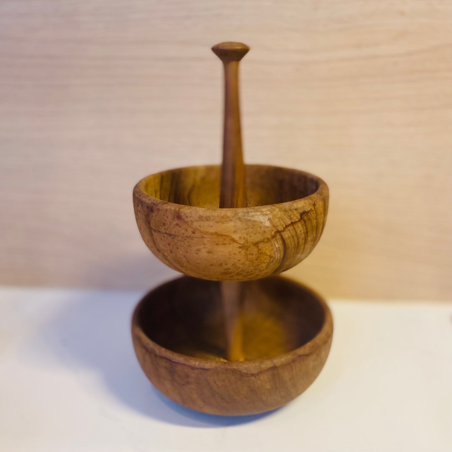 Petit serviteur à deux étages en bois - Les Choses Particulières