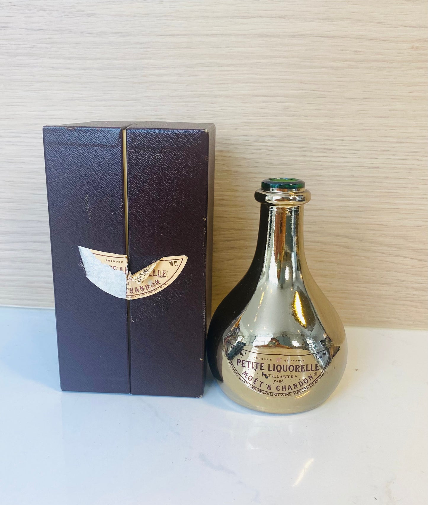 RARE Petite Liquorelle dorée vide Moët & Chandon - Les Choses Particulières