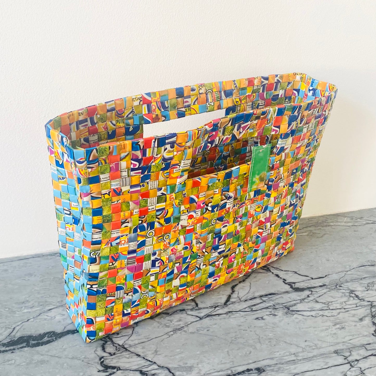 Sac ou porte revues en canettes de soda - Les Choses Particulières