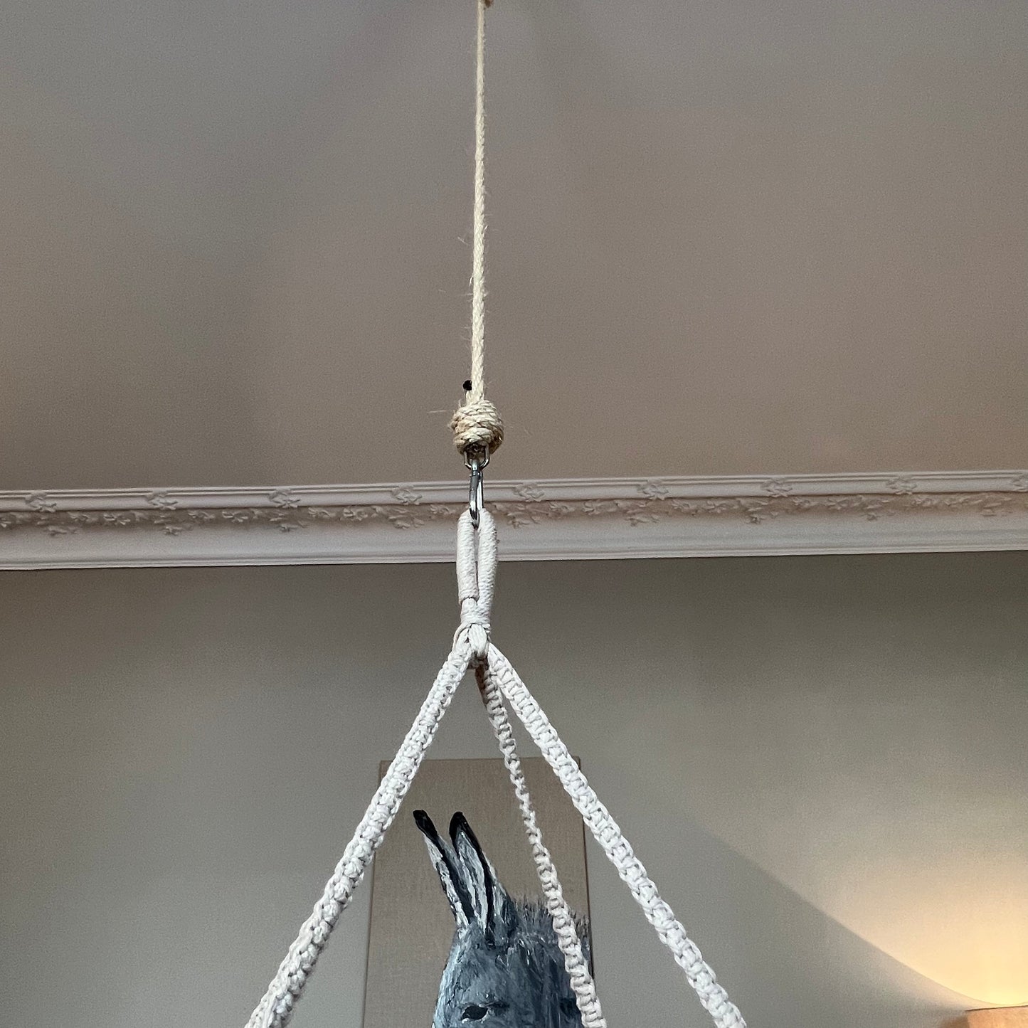 Lit bébé suspendu en macramé + matelas - Les Choses Particulières
