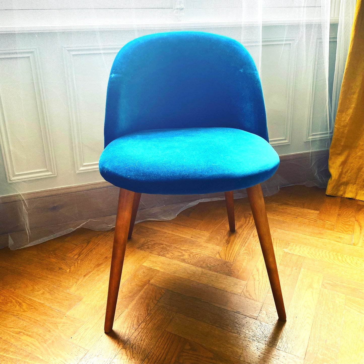 Chaise Mauricette bleue paon - Les Choses Particulières