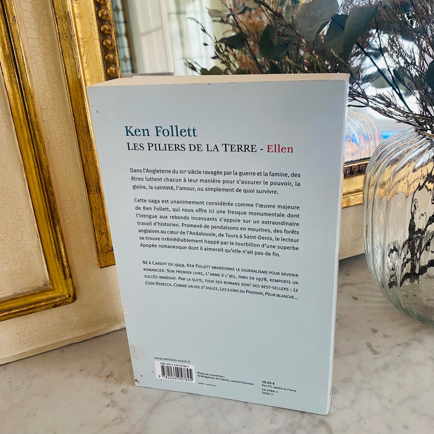 Les piliers de la terre de Ken Follett - Les Choses Particulières